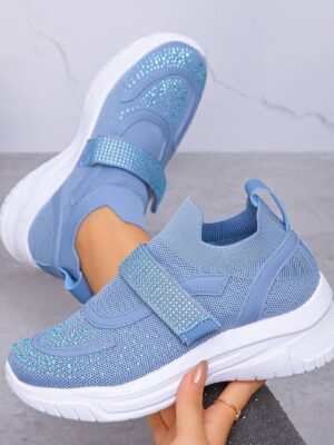 Female thick heel shoe